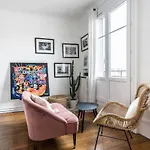 Le Nid Parisien - Chic - Vue Tour Eiffel アパート